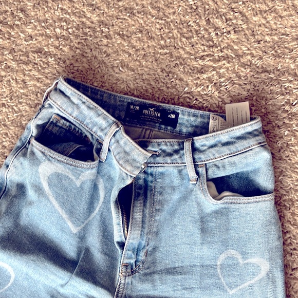 Hollister ultra high-rise dad jeans (3R/2R w26R) blue heart - Picture 2 of 4
